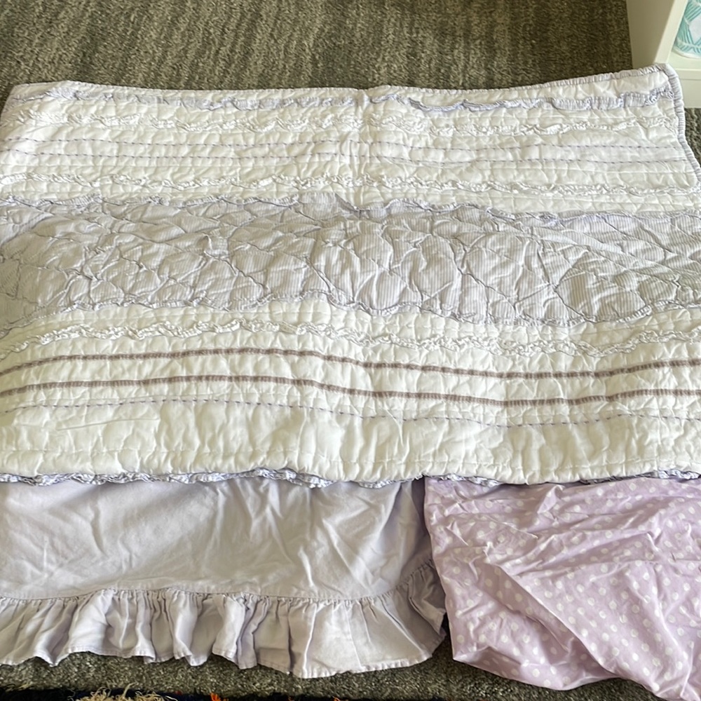 Pottery Barn Kids crib bedding (3 pieces)